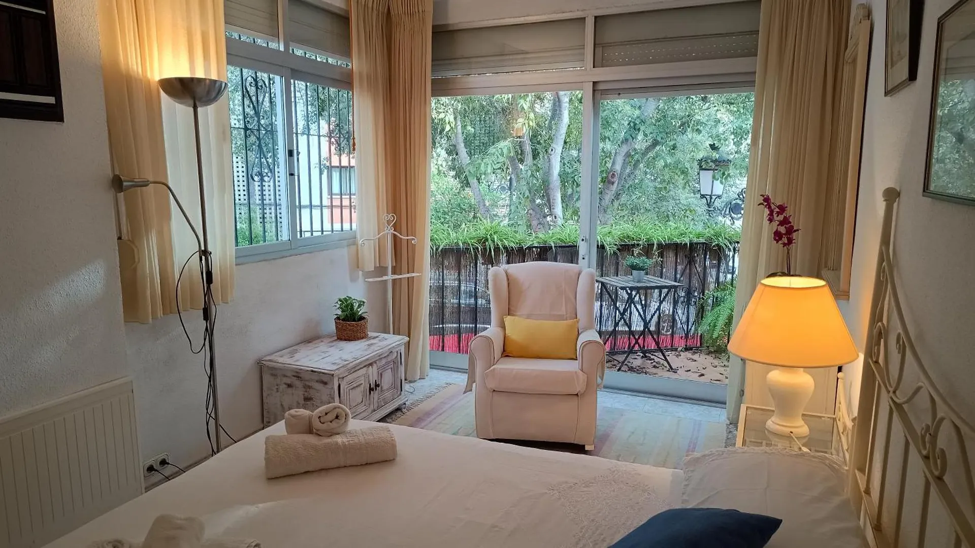 Seaside Escape In Marbella Lejlighed